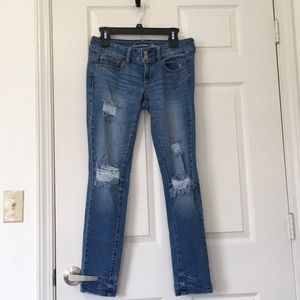 American eagle distressed skinny jeans